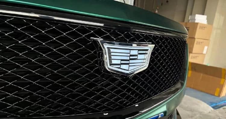 cadillac light up emblem